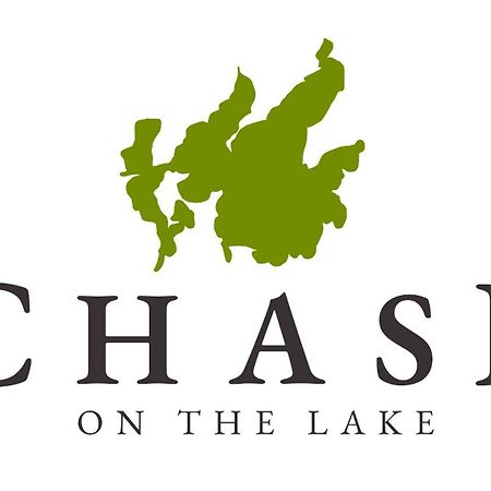 Chase On The Lake Walker 外观 照片